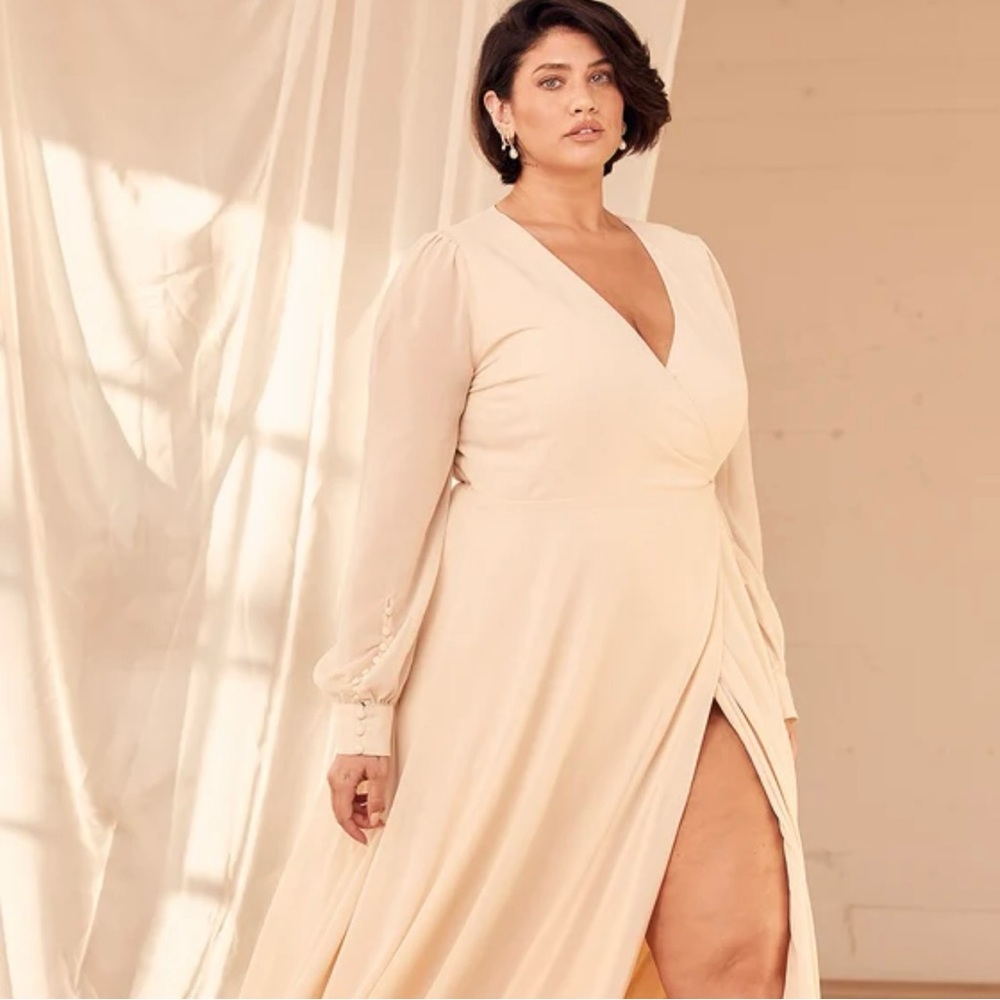 Lulu’s My Whole Heart Long Sleeve Wrap Dress - Cream